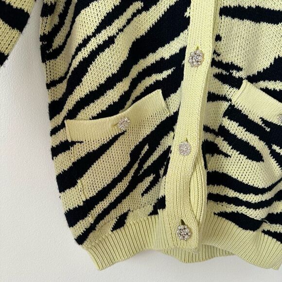 Maje Women’s Pale Yellow Zebra Printed Oversized Slouchy Glitzy Button Cardigan - Picture 10 of 16